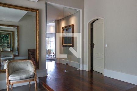 Casa à venda com 650m², 3 quartos e 3 vagas Casa à venda com 650m², 3 quartos e 3 vagasHall de entrada