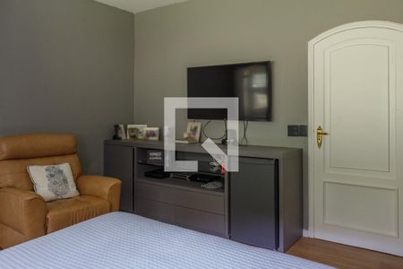 Casa à venda com 650m², 3 quartos e 3 vagas Casa à venda com 650m², 3 quartos e 3 vagasSuíte 2