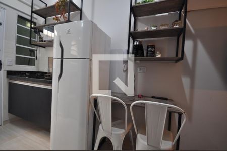 Cozinha de kitnet/studio para alugar com 1 quarto, 14m² em Vila Medeiros, São Paulo