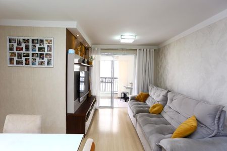 sala de apartamento para alugar com 3 quartos, 72m² em Vila Suzana, São Paulo