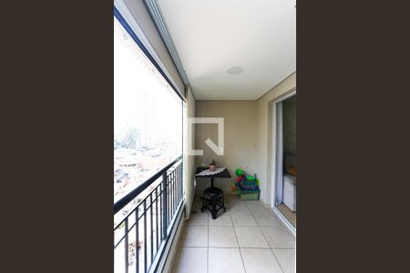 Varanda de apartamento para alugar com 3 quartos, 72m² em Vila Suzana, São Paulo