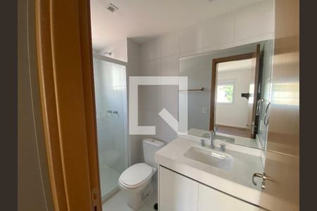 Apartamento para alugar com 70m², 2 quartos e 2 vagas Apartamento para alugar com 70m², 2 quartos e 2 vagasBanheiro