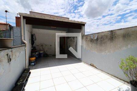 Casa à venda com 350m², 3 quartos e 8 vagasÁrea Comum