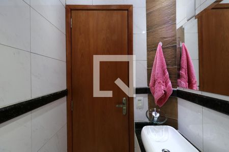 Casa à venda com 350m², 3 quartos e 8 vagasLavabo 1