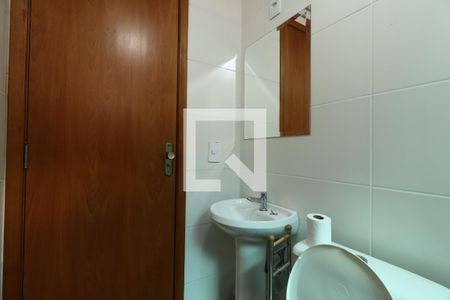 Casa à venda com 350m², 3 quartos e 8 vagasBanheiro da Área Comum
