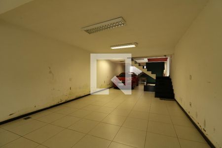 Casa à venda com 350m², 3 quartos e 8 vagasGaragem