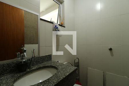 Casa à venda com 350m², 3 quartos e 8 vagasLavabo da Garagem