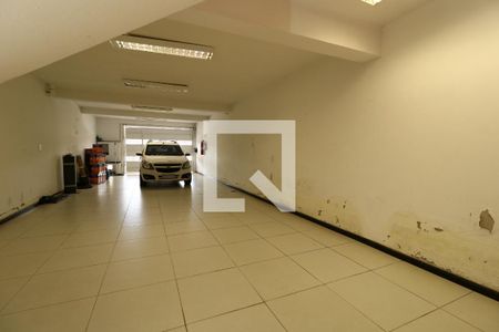 Casa à venda com 350m², 3 quartos e 8 vagasGaragem