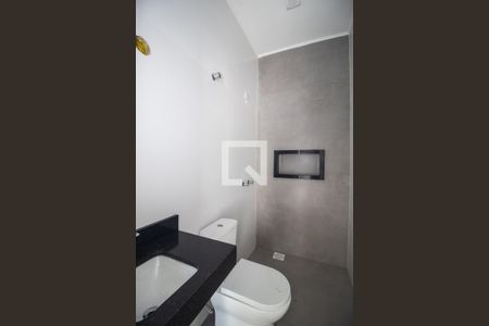 Casa de condomínio à venda com 103m², 2 quartos e 2 vagasBanheiro