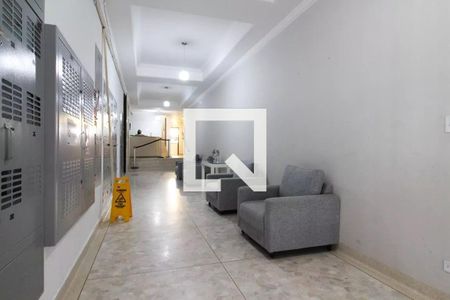 Apartamento à venda com 65m², 2 quartos e sem vagaHall social