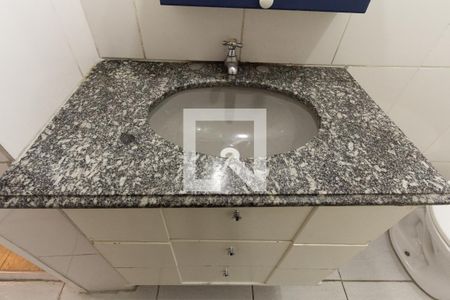 Banheiro de apartamento à venda com 2 quartos, 65m² em Itaim Bibi, São Paulo