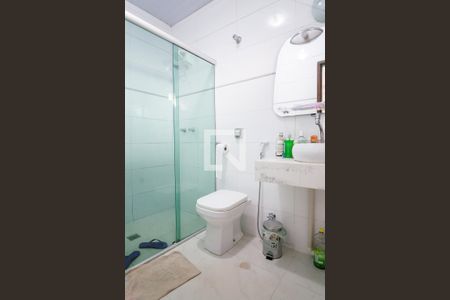 banheiro suite de casa para alugar com 5 quartos, 175m² em Jardim Canada, Nova Lima