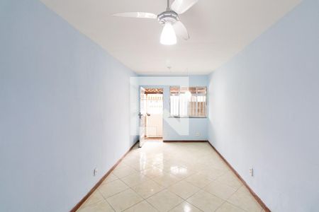 Sala de casa para alugar com 2 quartos, 130m² em Campo Grande, Rio de Janeiro