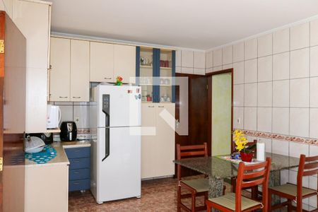 Casa à venda com 290m², 3 quartos e 2 vagasCozinha