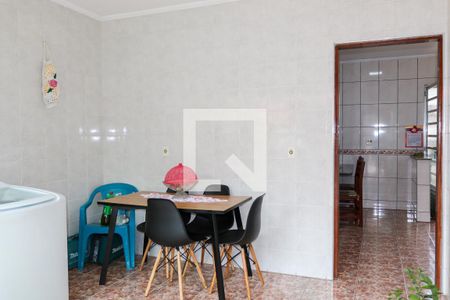 Casa à venda com 290m², 3 quartos e 2 vagasÁrea de Serviço