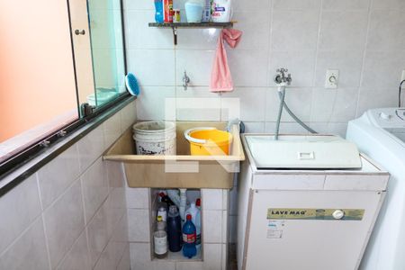 Casa à venda com 290m², 3 quartos e 2 vagasÁrea de Serviço