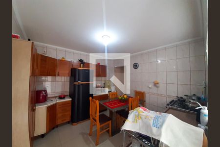 Casa à venda com 290m², 3 quartos e 2 vagasCasa 2 - Cozinha