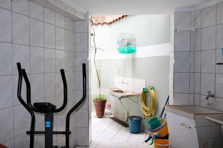 Casa à venda com 290m², 3 quartos e 2 vagasCasa 2 - Área de Serviço