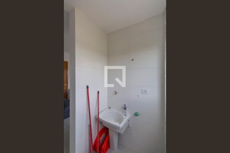Apartamento à venda com 42m², 2 quartos e sem vaga Apartamento à venda com 42m², 2 quartos e sem vagaCozinha e Área de Serviço Integrada