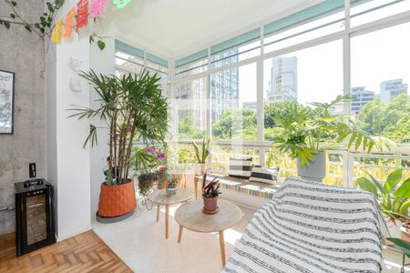 Sacada de apartamento à venda com 1 quarto, 110m² em República, São Paulo