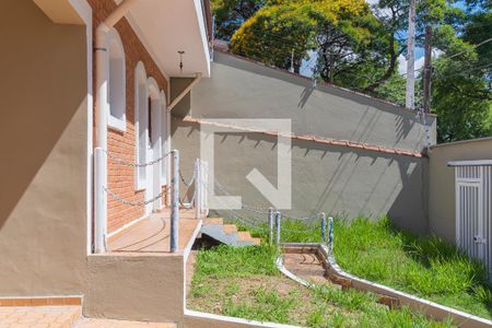 Casa à venda com 236m², 3 quartos e 4 vagas Casa à venda com 236m², 3 quartos e 4 vagasJardim