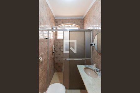 Casa à venda com 236m², 3 quartos e 4 vagas Casa à venda com 236m², 3 quartos e 4 vagasBanheiro da Suíte