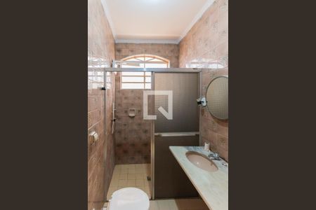 Casa à venda com 236m², 3 quartos e 4 vagas Casa à venda com 236m², 3 quartos e 4 vagasBanheiro da Suíte