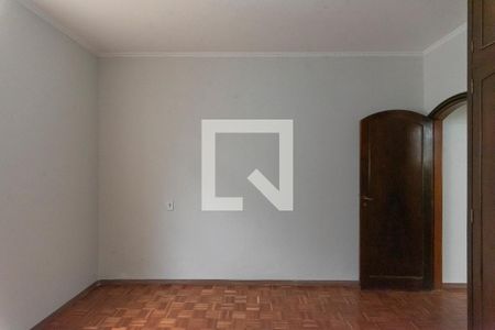 Casa à venda com 236m², 3 quartos e 4 vagas Casa à venda com 236m², 3 quartos e 4 vagasQuarto 2