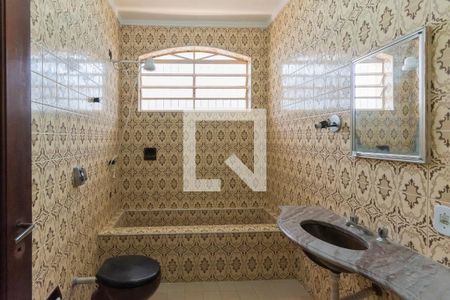 Casa à venda com 236m², 3 quartos e 4 vagas Casa à venda com 236m², 3 quartos e 4 vagasBanheiro 1