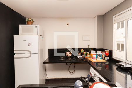 Apartamento à venda com 35m², 2 quartos e 1 vaga Apartamento à venda com 35m², 2 quartos e 1 vagaCozinha e Área de Serviço