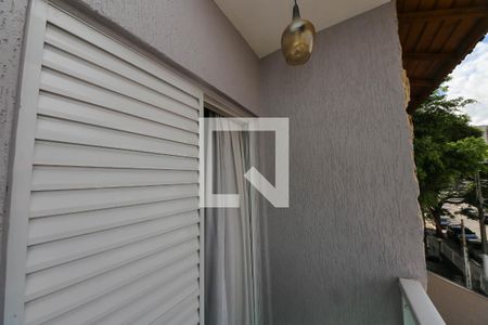 Casa à venda com 220m², 4 quartos e 4 vagasVaranda Suíte 4