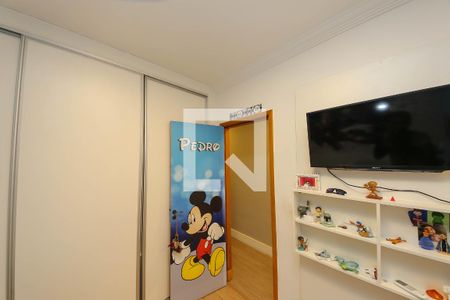 Casa à venda com 220m², 4 quartos e 4 vagasSuíte 2