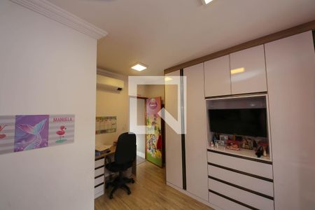 Casa à venda com 220m², 4 quartos e 4 vagasSuíte 3