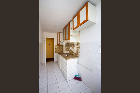 Apartamento para alugar com 63m², 2 quartos e 1 vagaCozinha