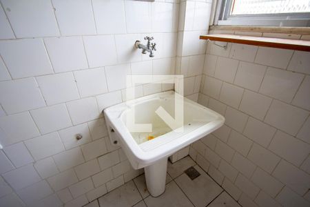 Apartamento para alugar com 63m², 2 quartos e 1 vagaÁrea de Serviço