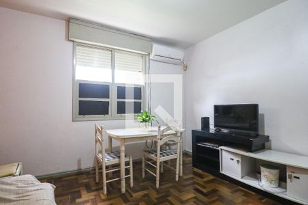 Sala de apartamento à venda com 2 quartos, 72m² em Cristal, Porto Alegre