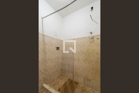 Banheiro de casa para alugar com 1 quarto, 30m² em Penha Circular, Rio de Janeiro