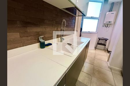 Apartamento à venda com 71m², 1 quarto e sem vagaCozinha americana 