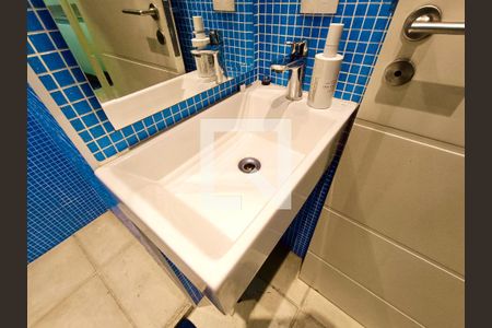Apartamento à venda com 71m², 1 quarto e sem vagaBanheiro social 