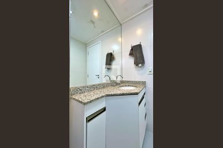 Apartamento à venda com 83m², 2 quartos e 1 vagaBanheiro da Suíte