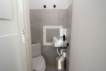 Lavabo de apartamento para alugar com 3 quartos, 105m² em Santo Antônio, Belo Horizonte