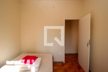 Quarto 2 de apartamento para alugar com 3 quartos, 105m² em Santo Antônio, Belo Horizonte