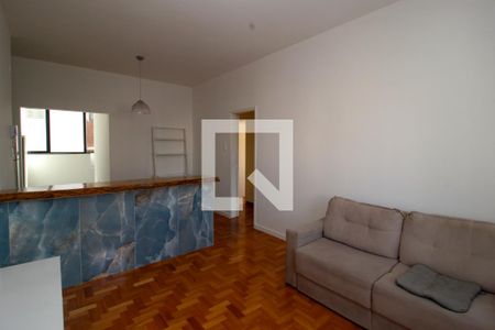 Sala de apartamento para alugar com 3 quartos, 105m² em Santo Antônio, Belo Horizonte