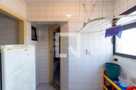 Apartamento à venda com 105m², 3 quartos e 1 vagaÁrea de Serviço