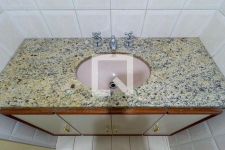 Apartamento à venda com 105m², 3 quartos e 1 vagaDetalhe Banheiro - Social