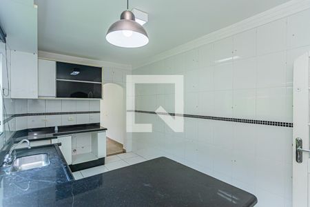 Casa à venda com 130m², 3 quartos e 2 vagasCozinha