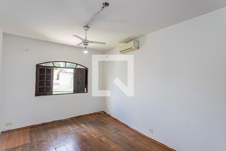 Quarto 1 de casa à venda com 3 quartos, 130m² em Vila Mangalot, São Paulo