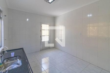 Casa para alugar com 110m², 3 quartos e 2 vagas Casa para alugar com 110m², 3 quartos e 2 vagasCozinha