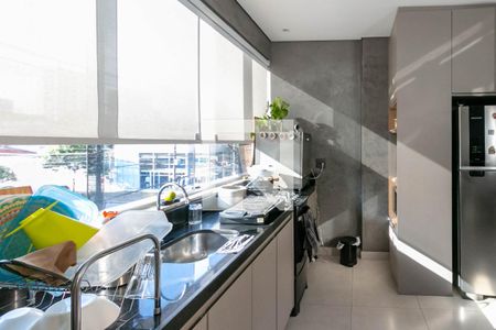 Cozinha de apartamento para alugar com 1 quarto, 75m² em Barro Preto, Belo Horizonte