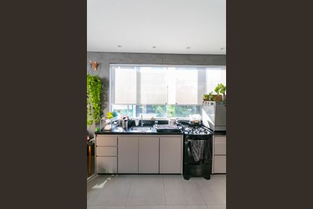 Cozinha de apartamento para alugar com 1 quarto, 75m² em Barro Preto, Belo Horizonte